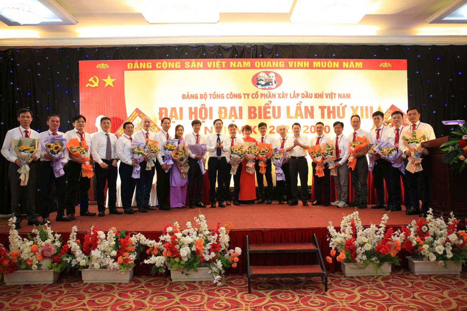 4__dai-hoi-dang-bo-4_petrocons-lan-thu-xiii-quyet-tam-vuot-kho-tung-buoc-on-dinh-phat-trien-20250610115530.jpg
