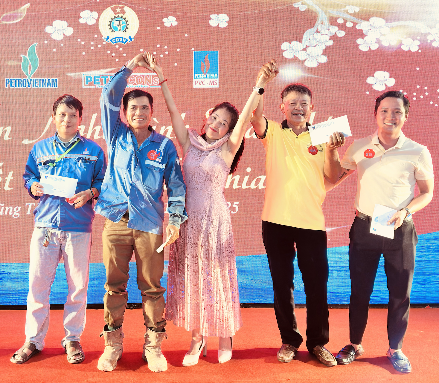 PVC-MS: XUÂN NGHĨA TÌNH DẦU KHÍ – TẾT ẤM ÁP, SẺ CHIA