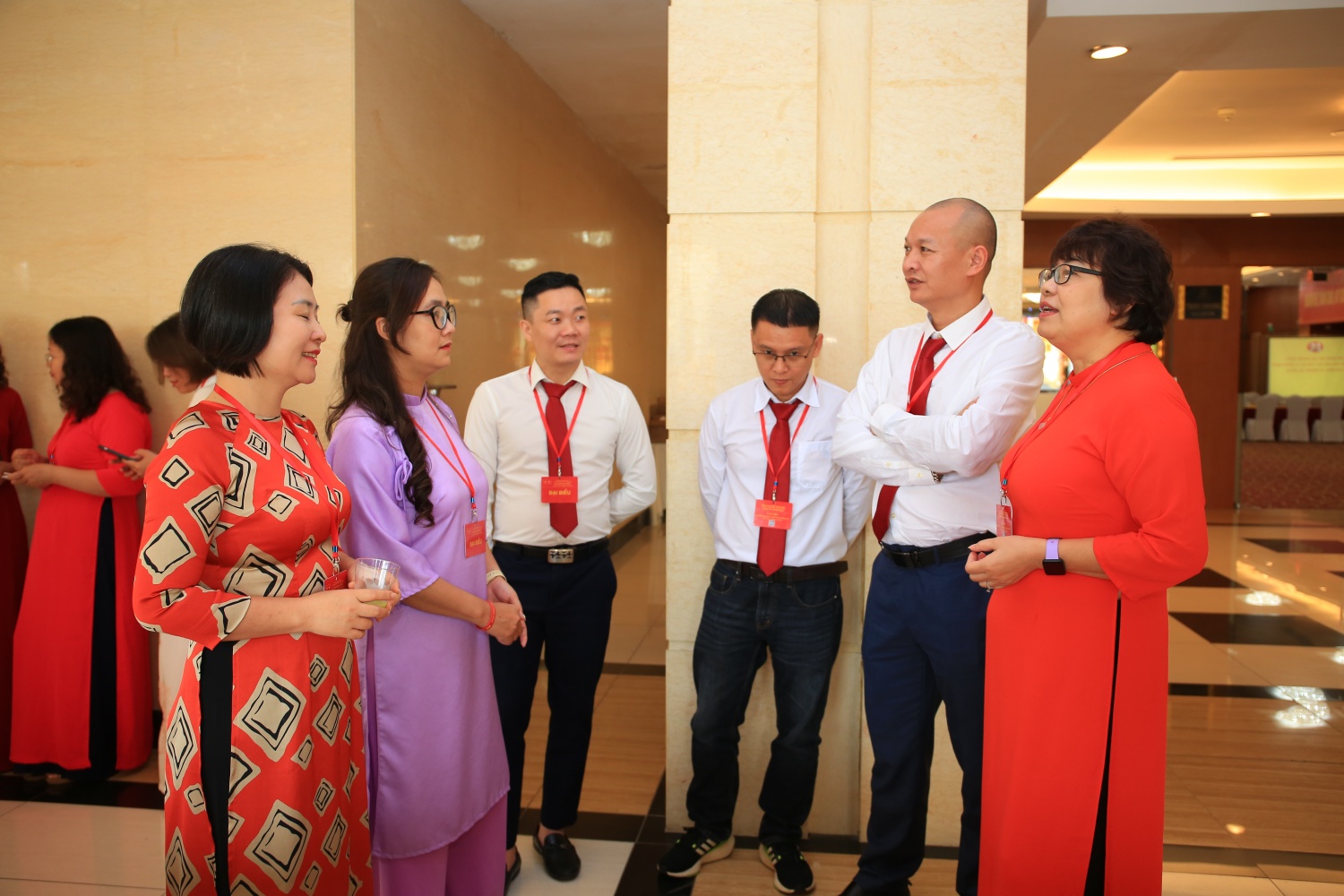 Quyết tâm vượt khó, từng bước ổn định, phát triển Quyết tâm vượt khó, từng bước ổn định, phát triển